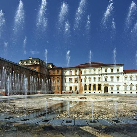 Alle Porte Della Reggia Venaria Reale Exteriér fotografie